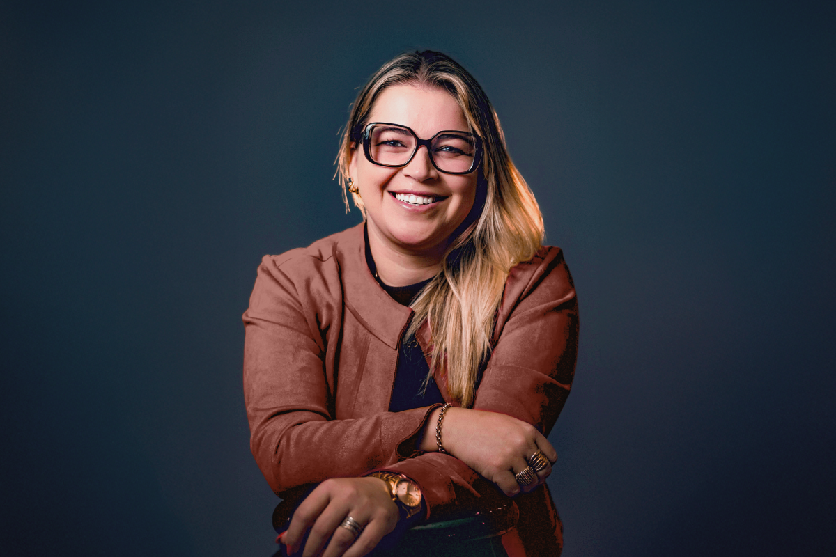 Sou Charlene Franck, corretora de imóveis apaixonada por transformar sonhos em realidade.
